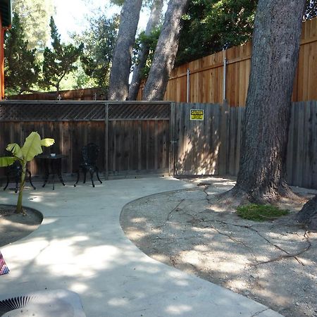 Woodland Hills Calabasas Guesthouses Los Angeles Exterior photo